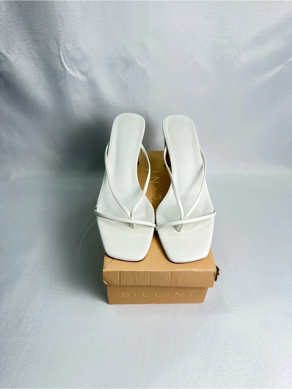 Billini excellent preowned